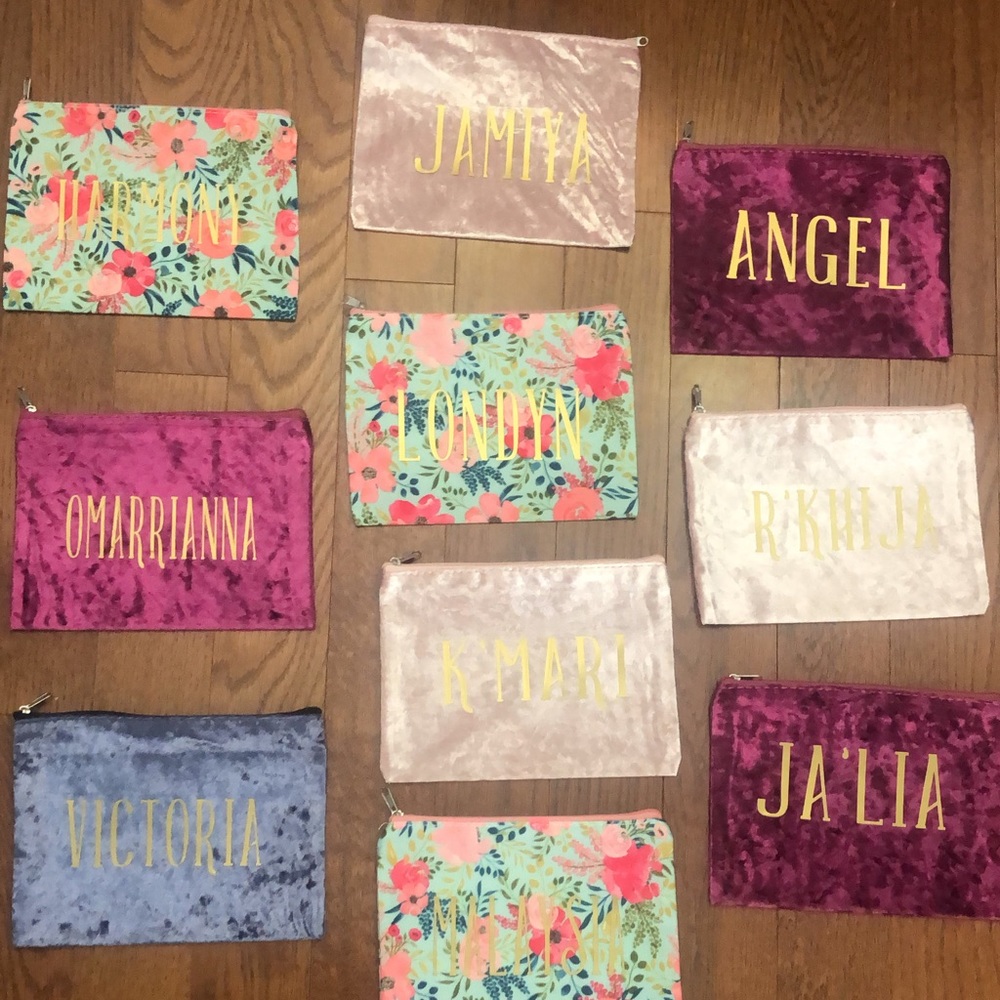Personalize pouches - Picture 2 of 4